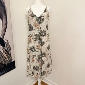 Linen Lux linen blend floral maxi dress size medium